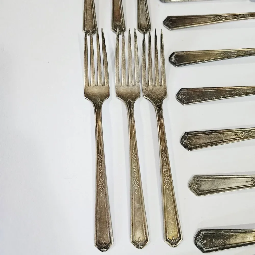 Antique Tudor Plate Oneida Mary Stuart Silver Plate Flatware Set 6 Service 20 Pc